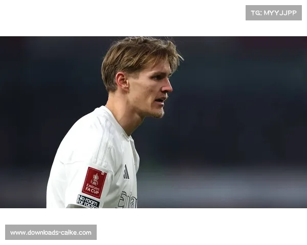 厄德高直塞助攻萨卡破门，阿森纳打破僵局